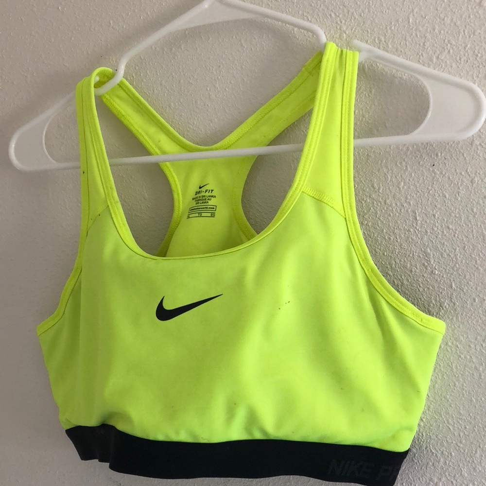 Nike Pro Padded Women’s Sports Bra